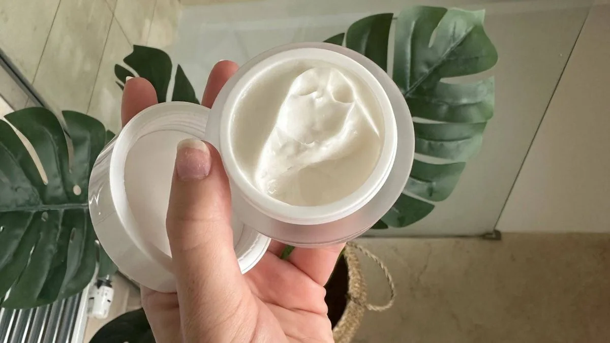 Peptide Night Cream Transforms Skin Barrier After Peel Disaster