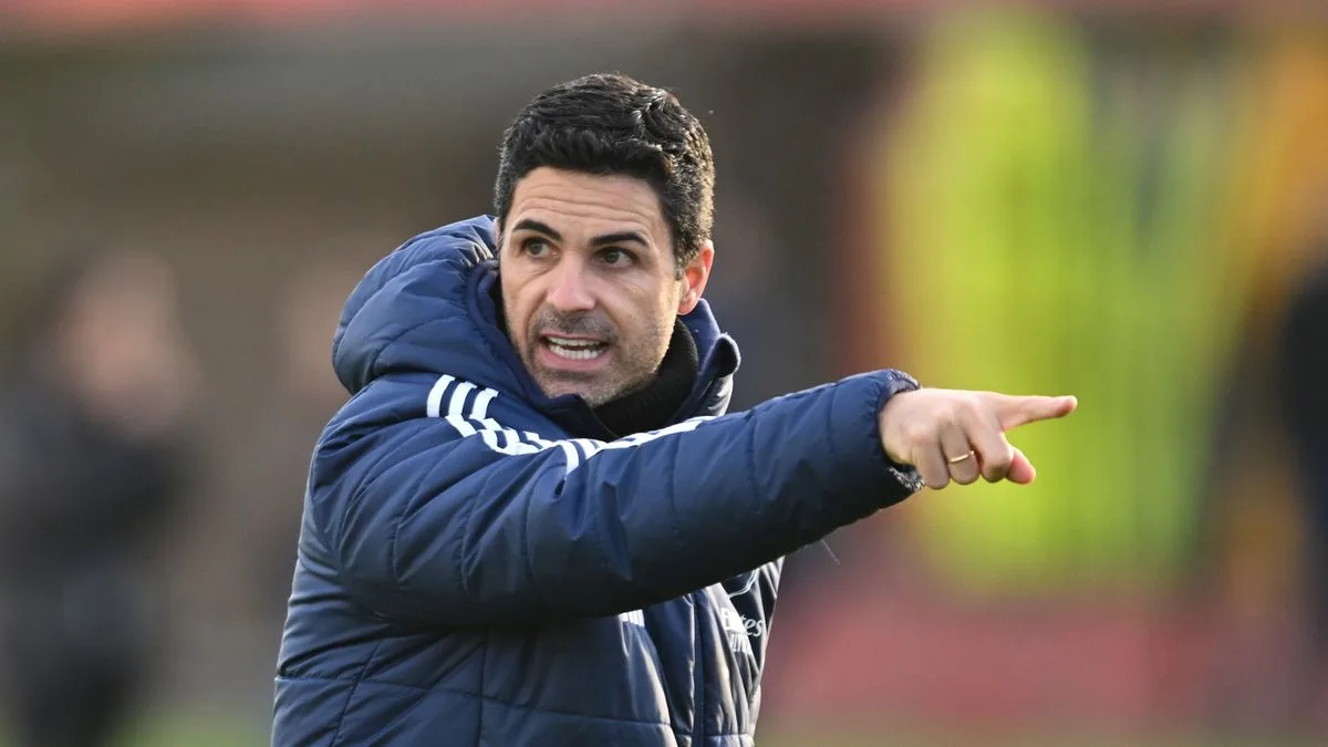 Petit Warns Arteta Could Quit Arsenal for Barcelona Dream Job