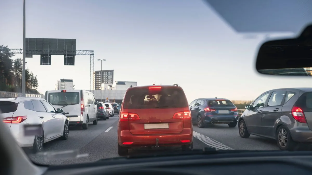 Phantom Traffic Jams: The Scientific Reason Explained