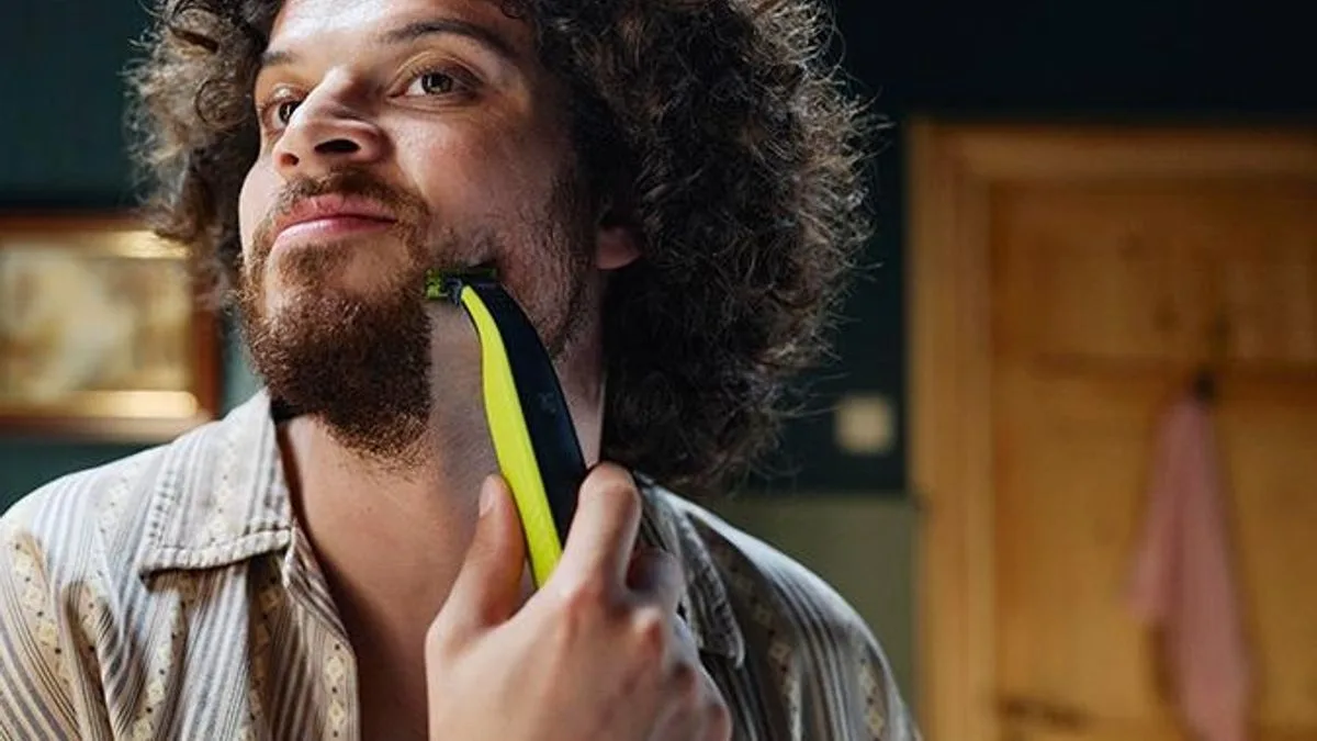 Philips OneBlade Beard Trimmer Discounted by 33% for Father's Day