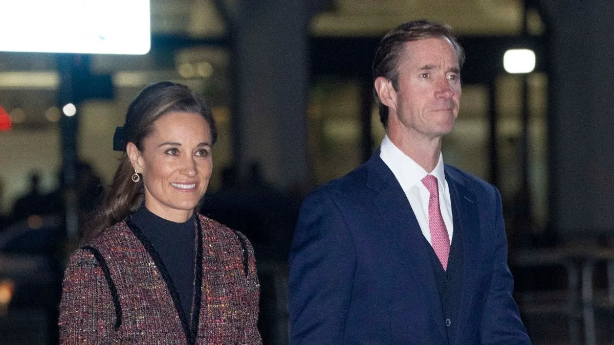 Pippa Middleton in Row with Locals Over Blocked Footpath
