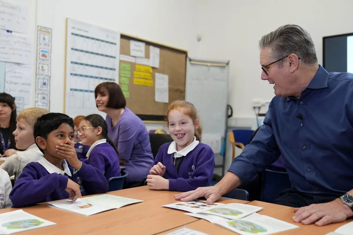 Starmer apologises after encouraging pupils to join viral '6-7' trend