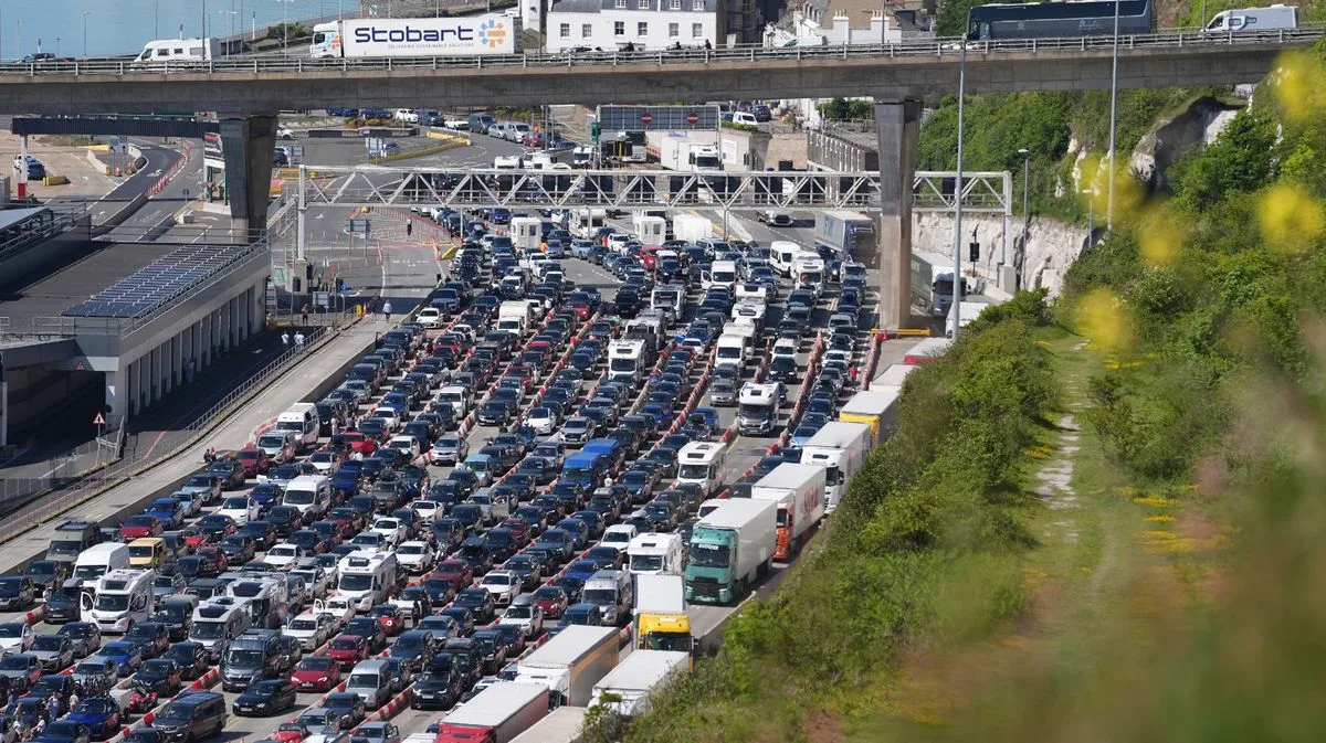 EU Border Checks Suspended at Dover Amid Bank Holiday Queues