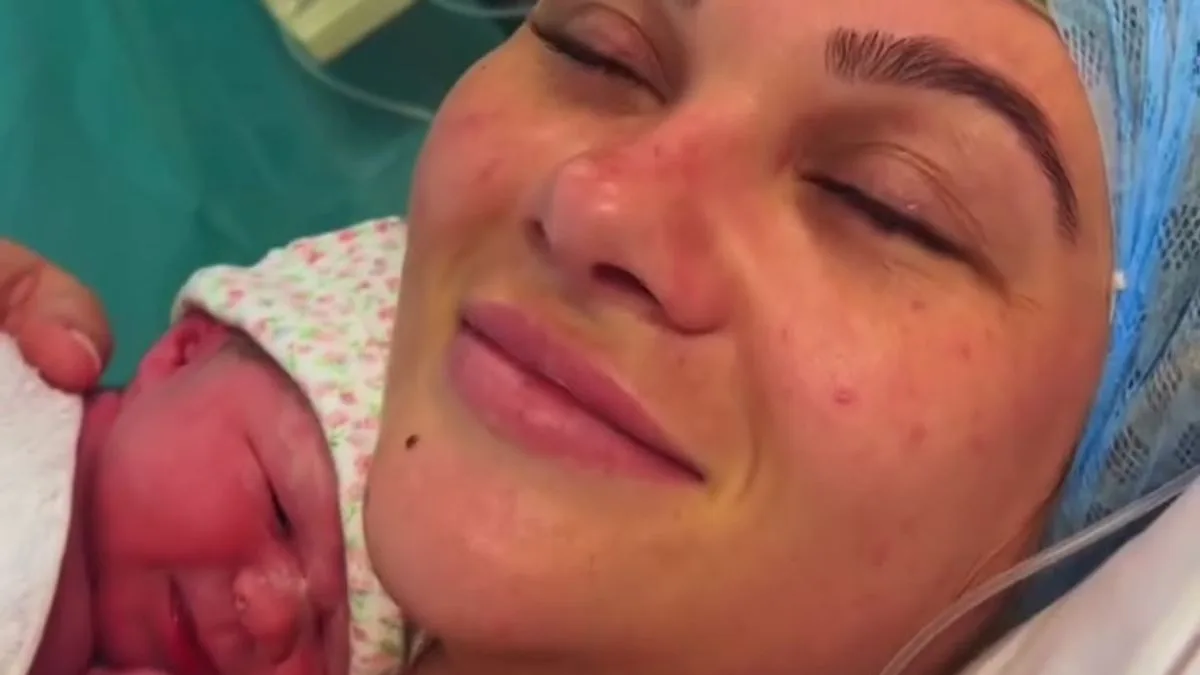 Shaughna Phillips Opens Up About Postpartum Swelling After Second Daughter's Birth