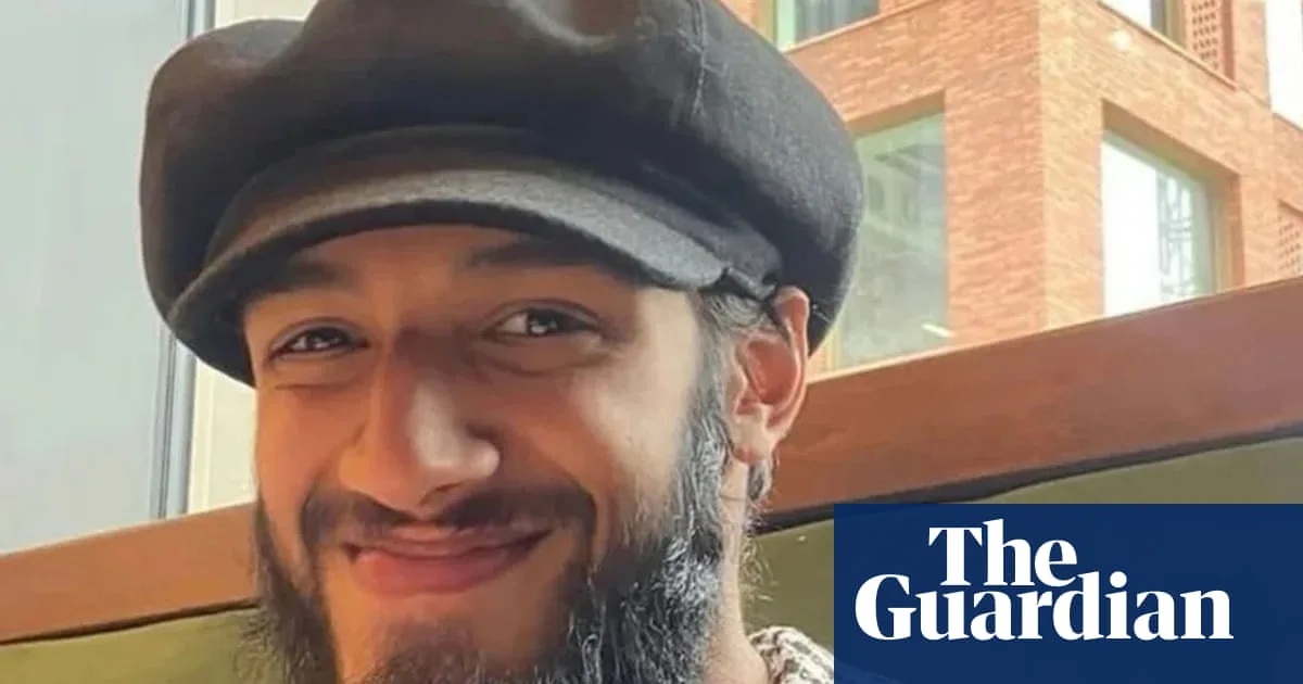 Prisoner with muscle-wasting condition forced to crawl at Wormwood Scrubs