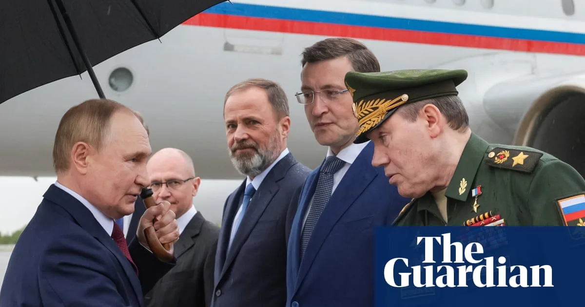 Putin Awards Medal to Russian General Sought by ICC for Ukraine War Crimes