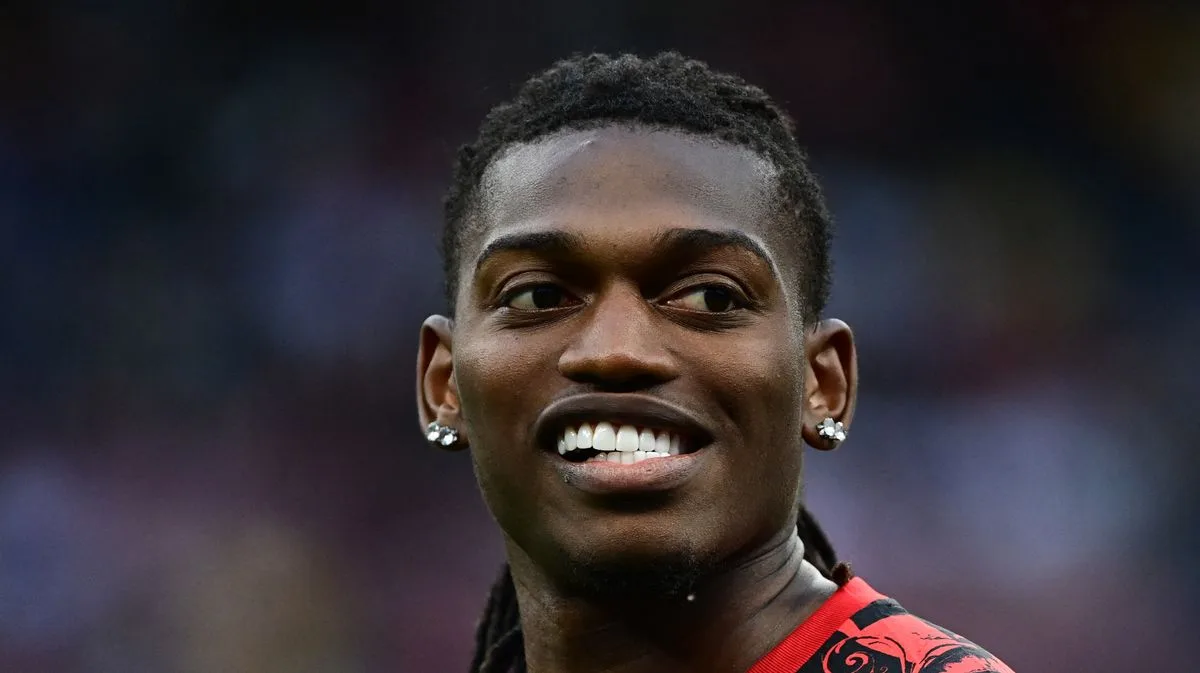 Rafael Leao Hints at Man Utd Move as £43m Deal Possible