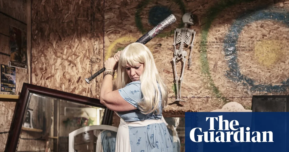 Rage Rooms Surge as 90% of Customers Are Women