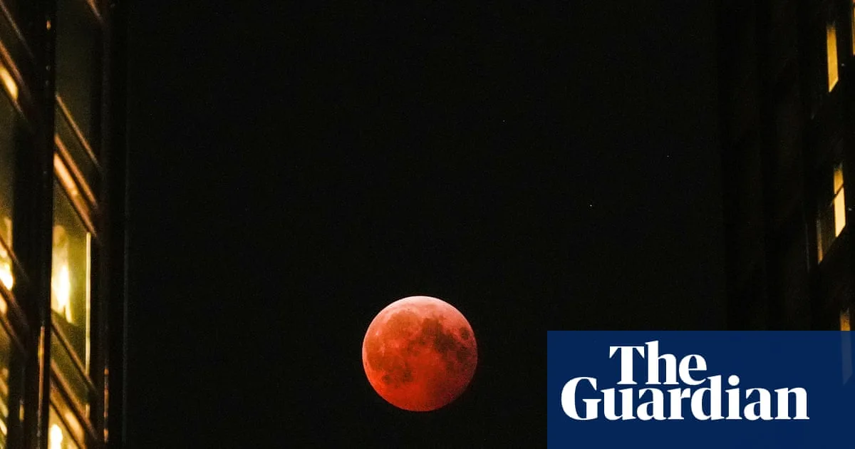 Rare Total Lunar Eclipse 'Blood Moon' Visible from UK on Sunday