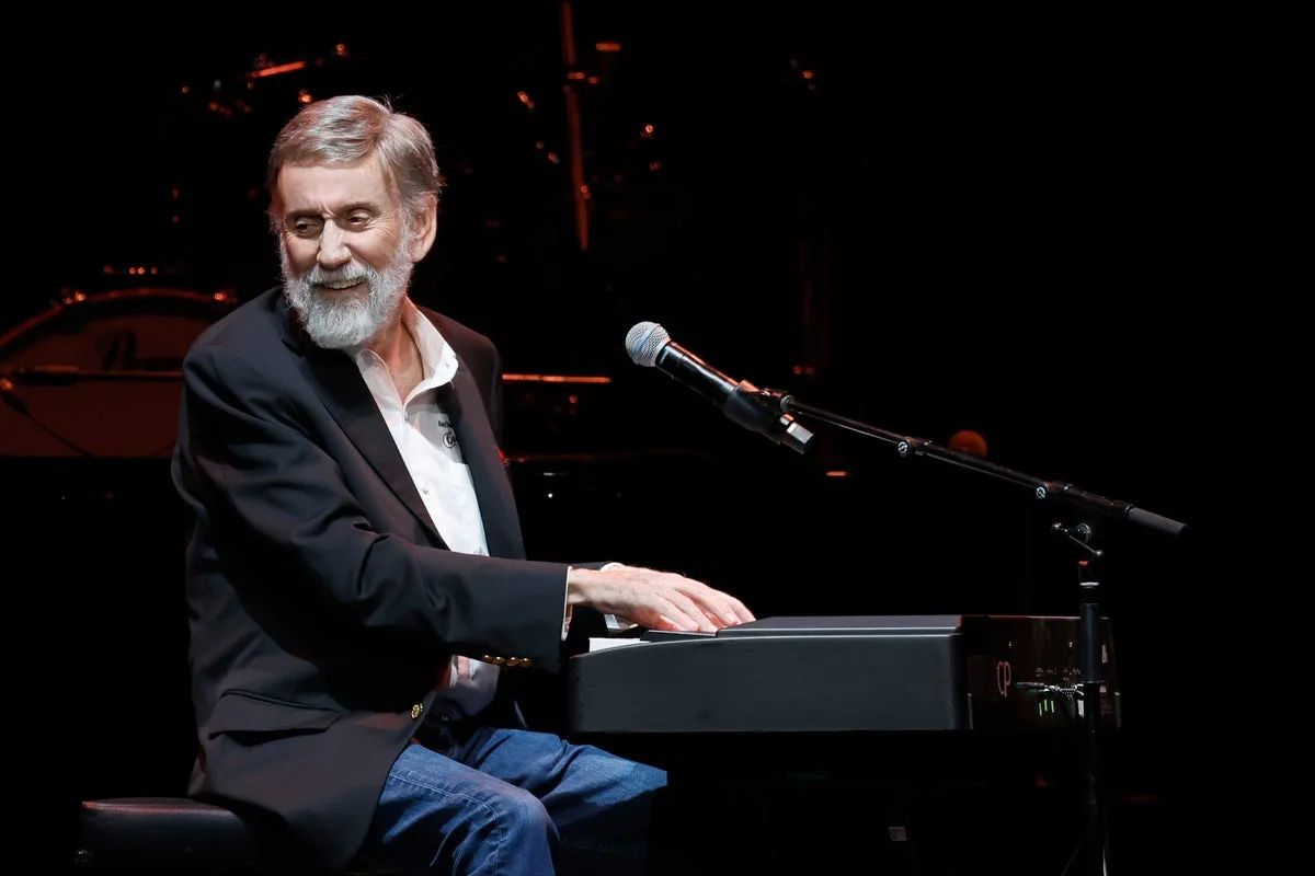 Country Legend Ray Stevens, 87, Breaks Neck in Fall
