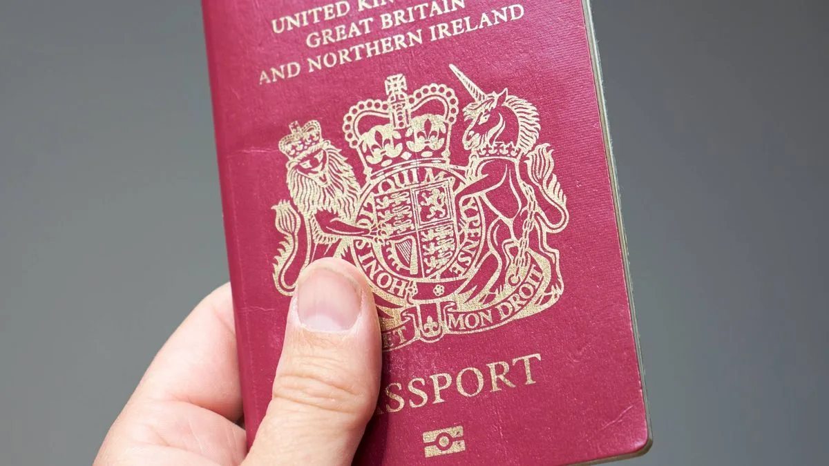 Red Passport Holders Urged to Check Validity Before Summer Travel