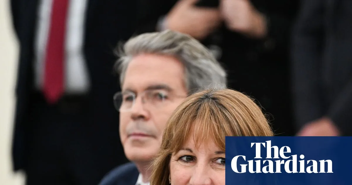 Reeves and Bessent in Heated Exchange Over Iran War