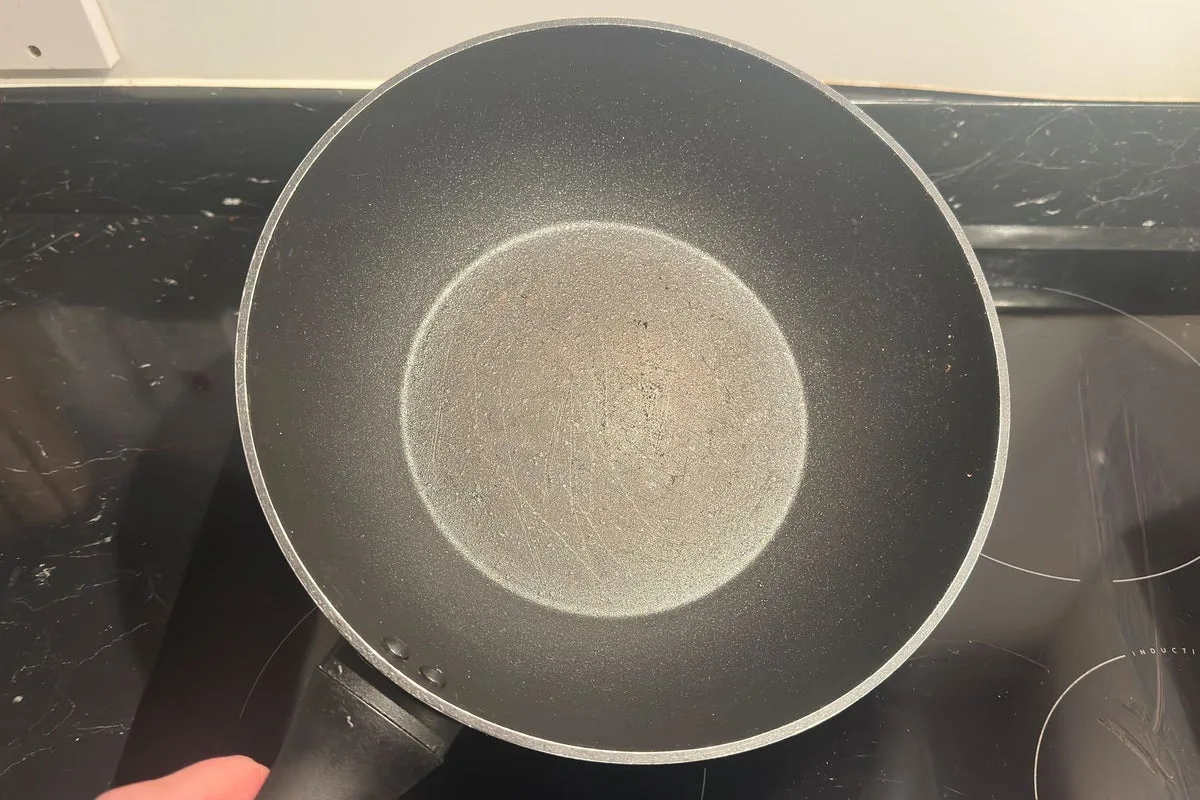 Replace Non-Stick Pans If You See These Warning Signs