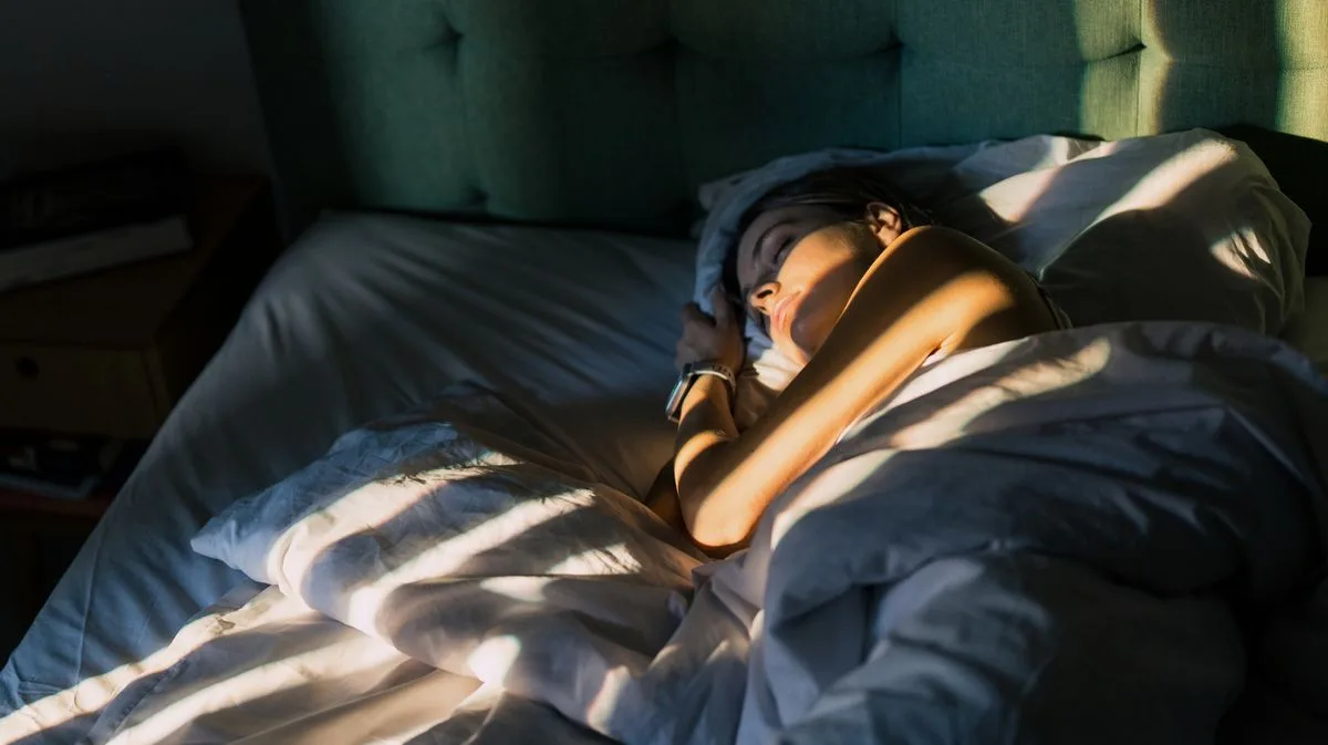 Reverse Blink Trick: The 10-Second Method to Fall Asleep Fast