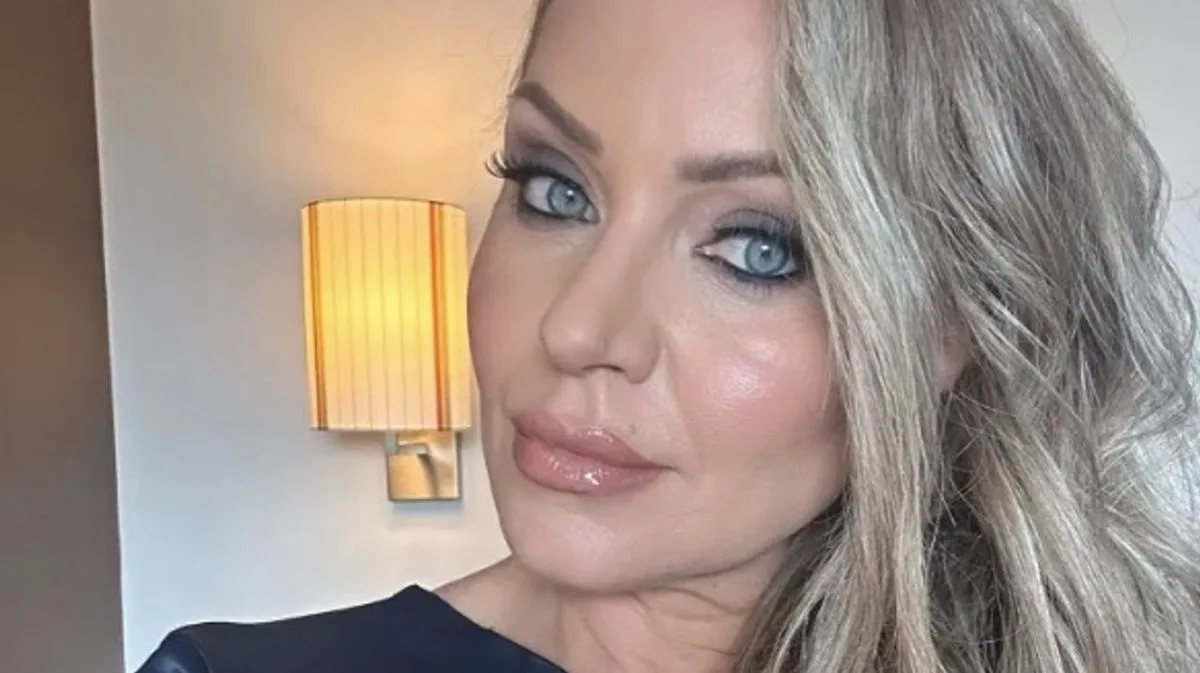 EastEnders Star Rita Simmons to Undergo Breast Reduction for Scoliosis Pain