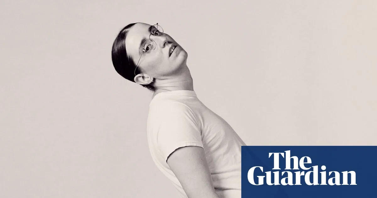 ‘Being offended isn’t the worst thing. Being poor is’: how Robby Hoffman became a controversial comedy sensation