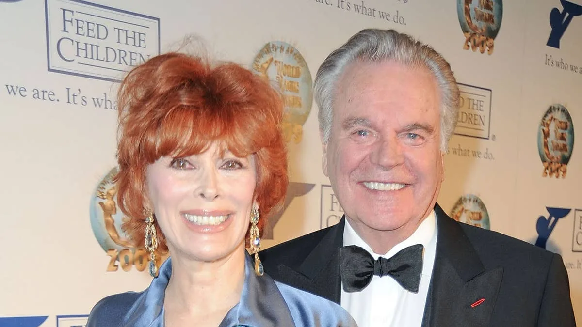 Robert Wagner and Jill St John Celebrate 36th Wedding Anniversary