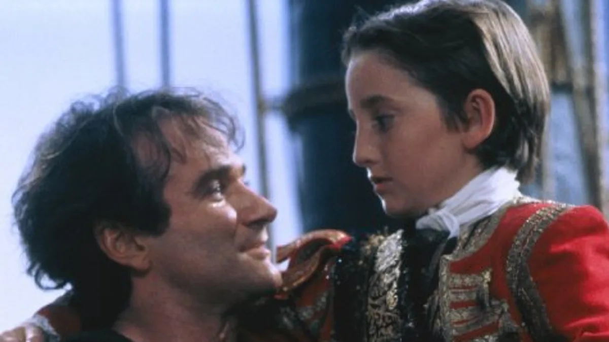 Robin Williams' Hook Branded a Masterpiece by Fans Despite Low Critic Score