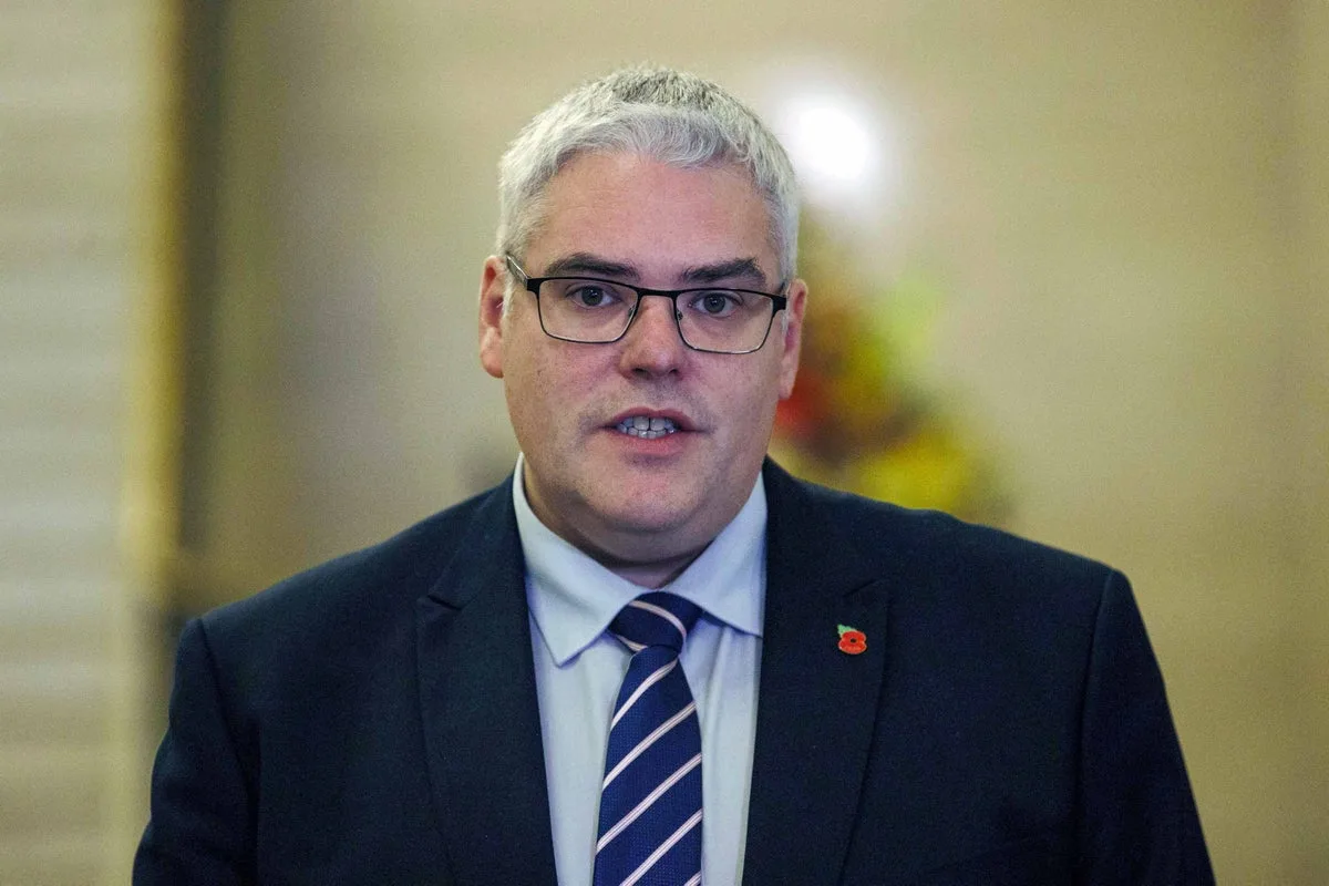 Robinson Criticises Irish Minister Over NI Legacy Bill