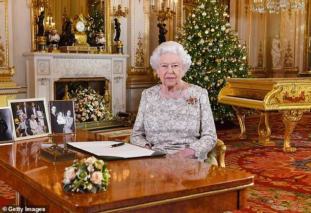 Queen 'Furious' After Staff Revolt Over Sandringham Christmas Bubble Plan