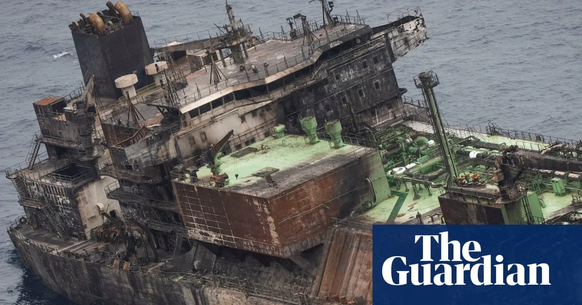 Damaged Russian LNG Tanker Drifts into Libyan Waters After Suspected Drone Attack