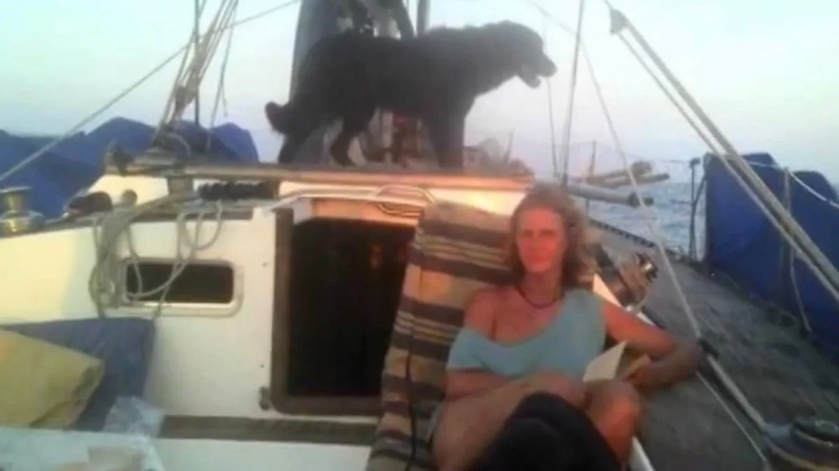 British Sailor Claims She Saw MH370 on Fire and Knows Crash Location