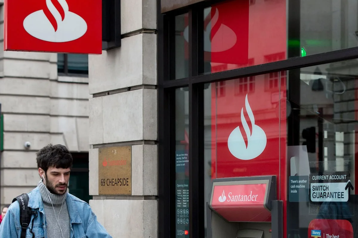 Santander and Nationwide Clash Over Bank Account Switching