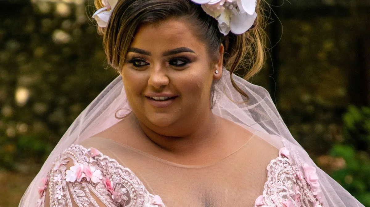 X Factor Star Scarlett Lee Weds Teenage Sweetheart in Blush Pink Gown