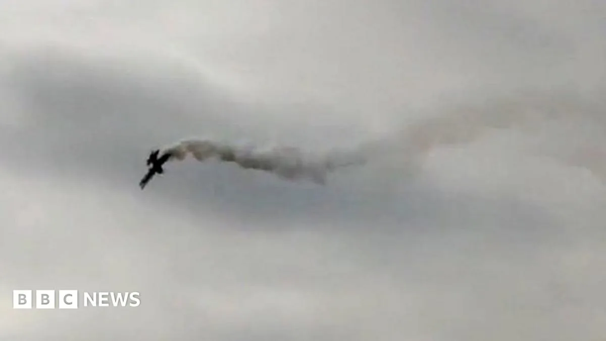 Aerobatics Pilot David Jenkins Died in Crash Due to Undiagnosed Heart Condition, Inquest Hears