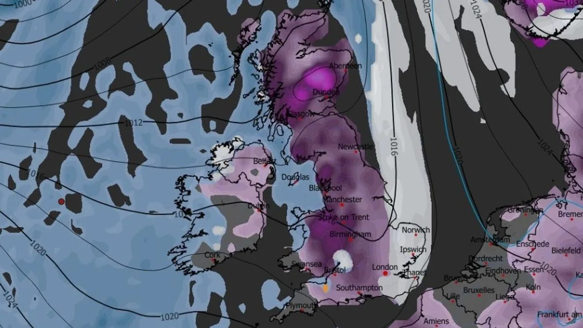 UK Braces for Twin Blizzards: Up to 19 Inches of Snow Expected, 90% of Country Affected