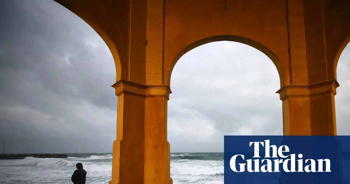 Thousands Without Power in Perth as Destructive Storms Lash Western Australia