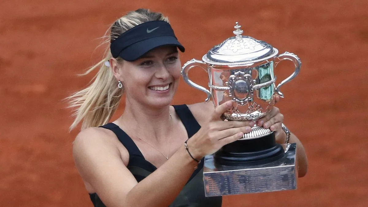 Maria Sharapova's New Look Stuns at French Open