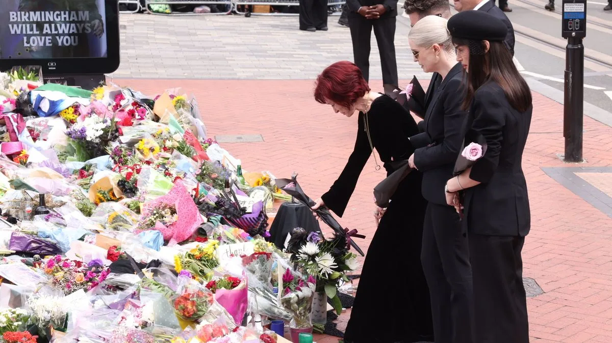Sharon Osbourne Thanks Fans for 'Overwhelming Love' After Ozzy's Death