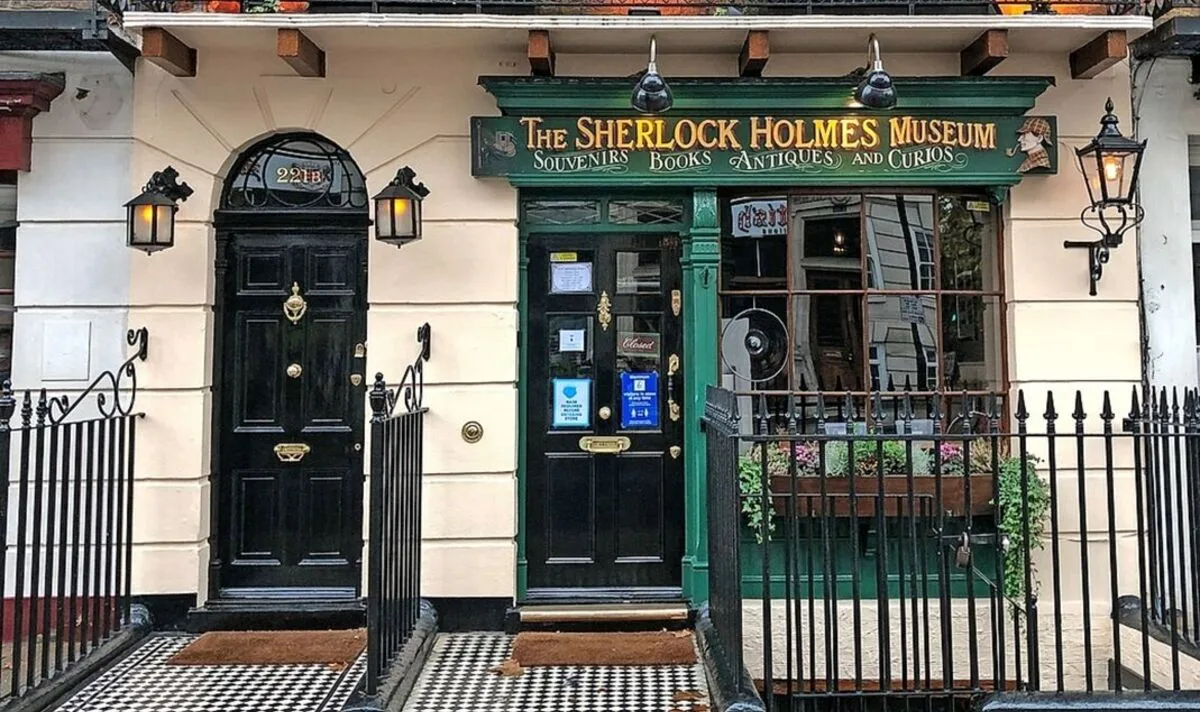 Sherlock Holmes Museum Founder In 20m Asset Transfer Row