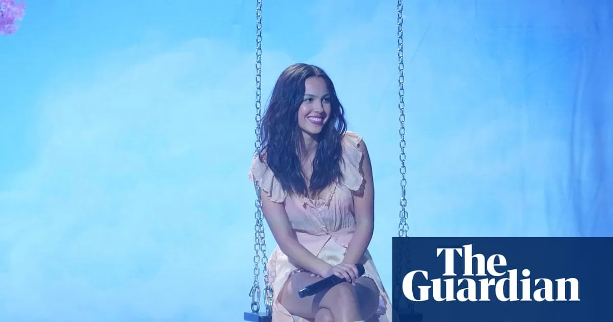 Olivia Rodrigo Hosts SNL as Aziz Ansari Plays Kash Patel