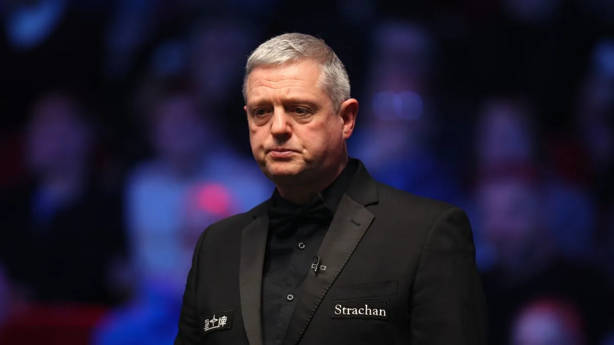World Snooker Final Referee Rob Spencer Apologises for Crucible Frame Count Error