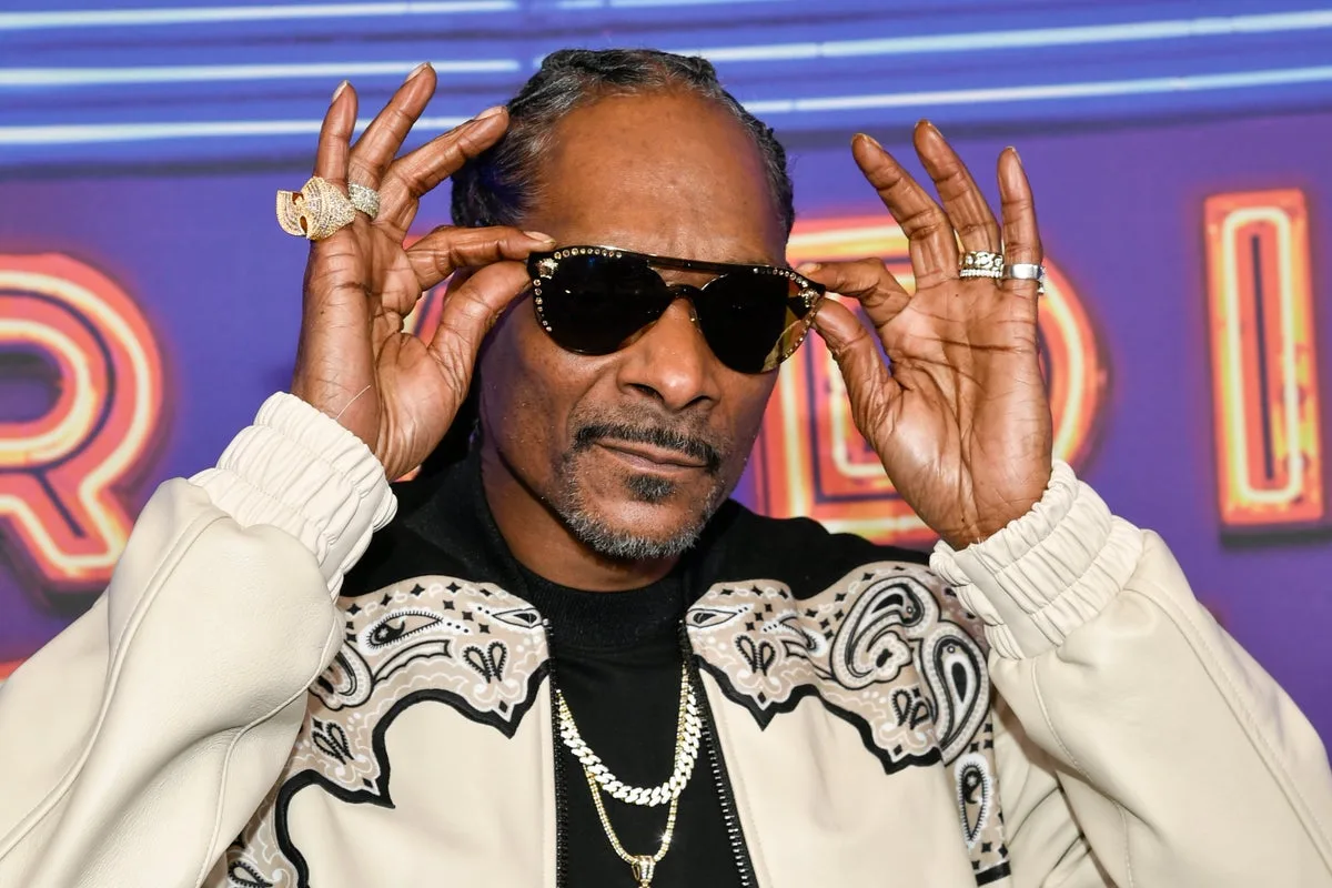 Rapper Snoop Dogg Becomes Co-Owner of Swansea City