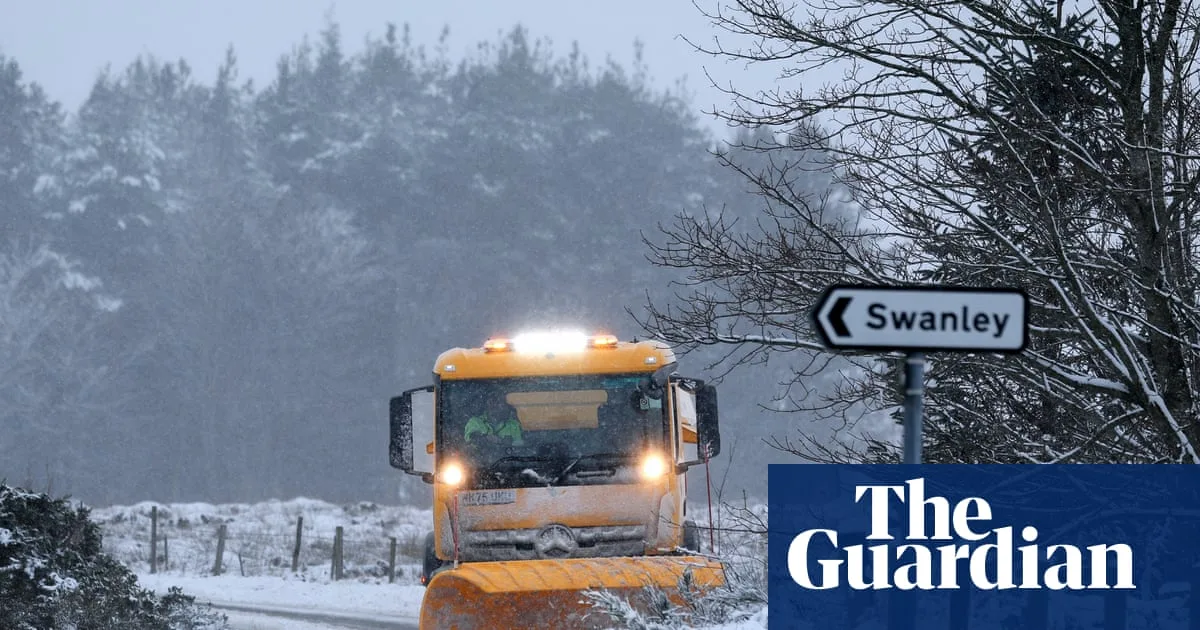 Snow Showers and Severe Gales Forecast for UK This Week