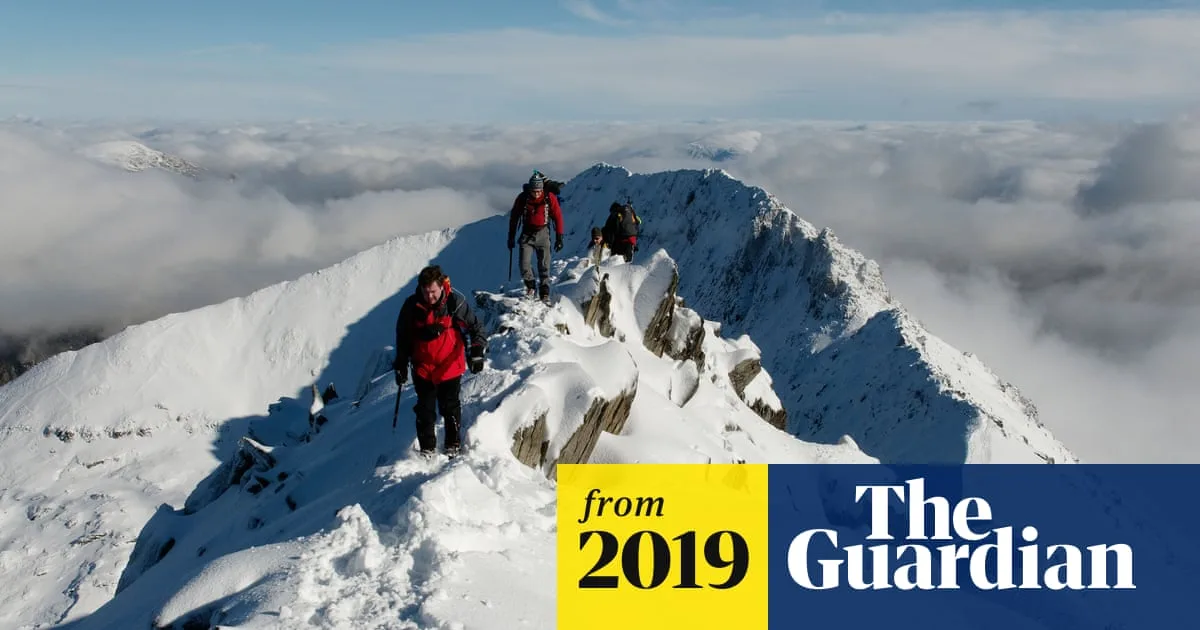 Climber Rescued After Breaking Leg in Avalanche on Snowdon
