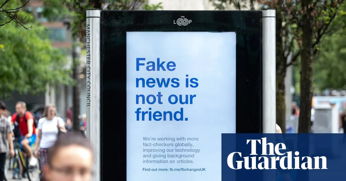 Social Media Groups Fuel Health Misinformation in UK, Report Finds