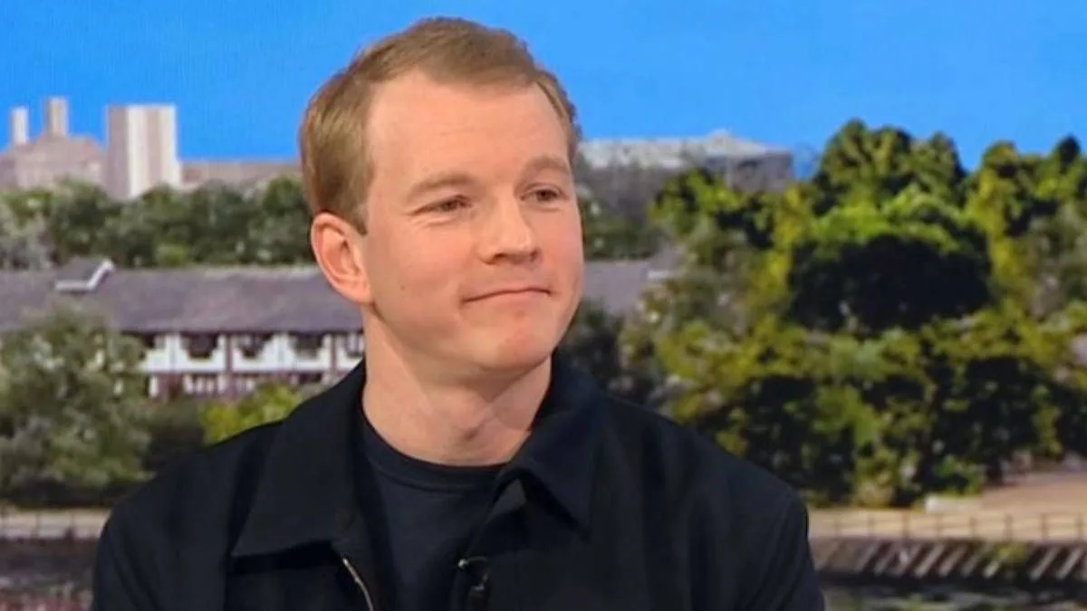 Son of Olympic Legend Quits Job to Match Father's World Record