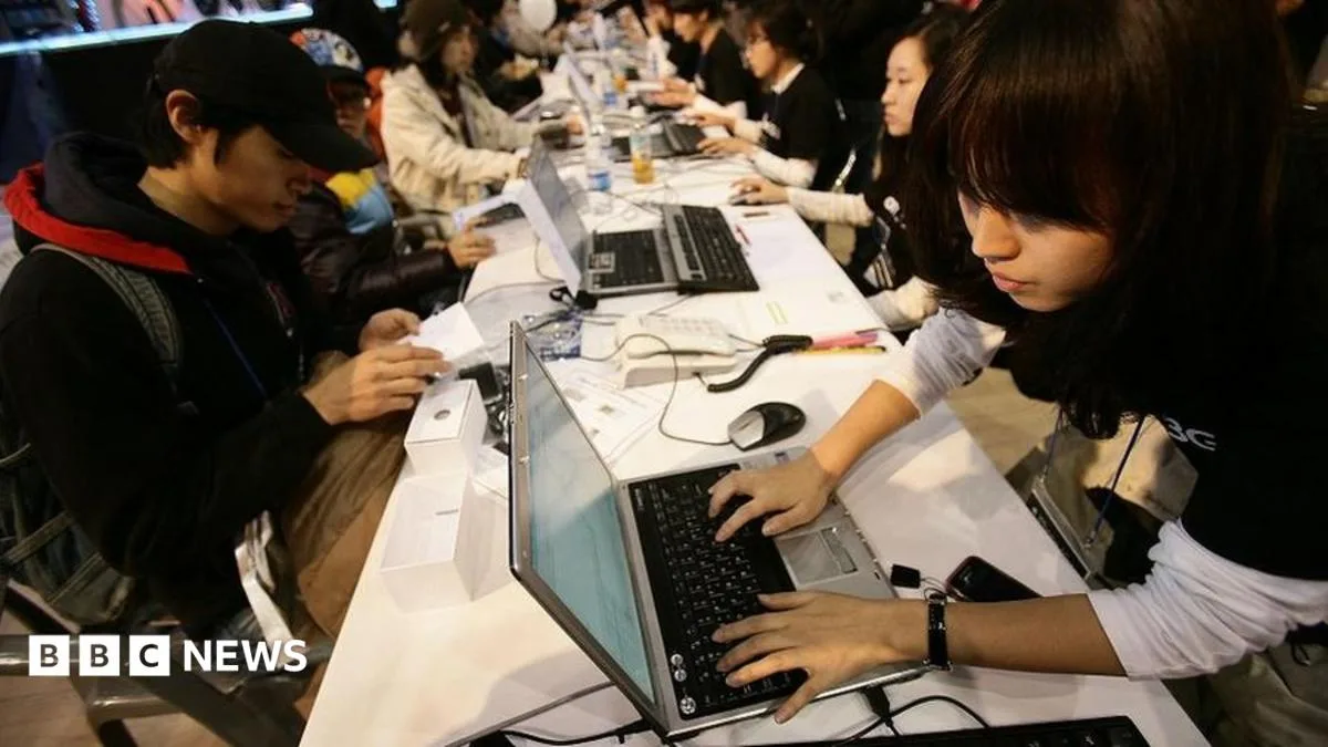South Korea's Top Court Ends YouTube Real Name Rule