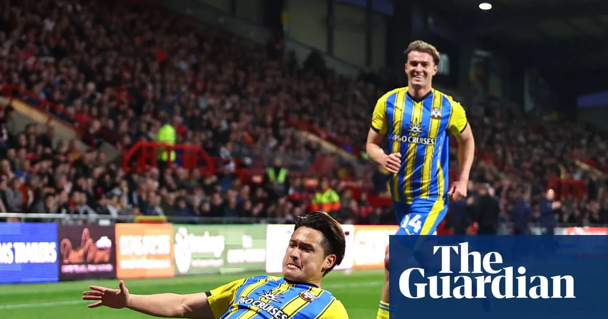 Southampton Edge Wrexham In Championship Thriller