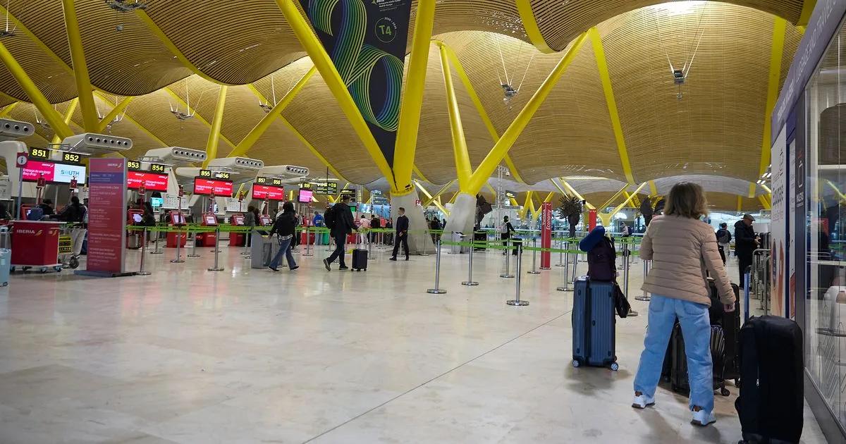 Spanish Airport Strikes: Planes Depart Without Luggage