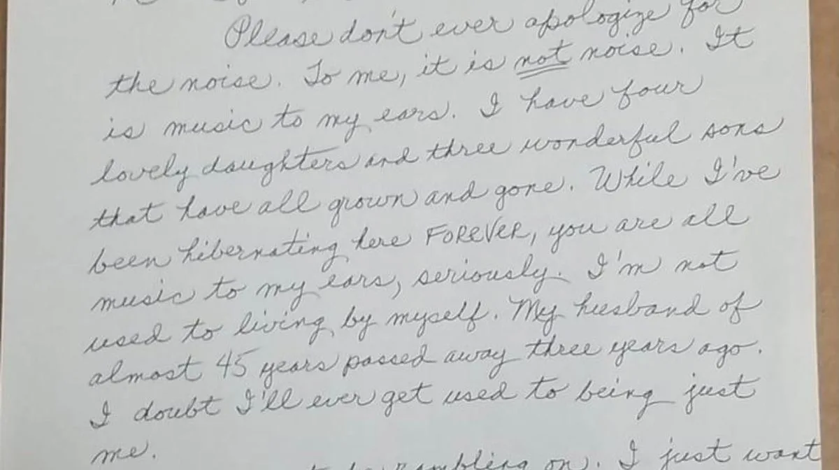 Woman's Apology Note to Neighbour Over Party Noise Receives Heartwarming Reply