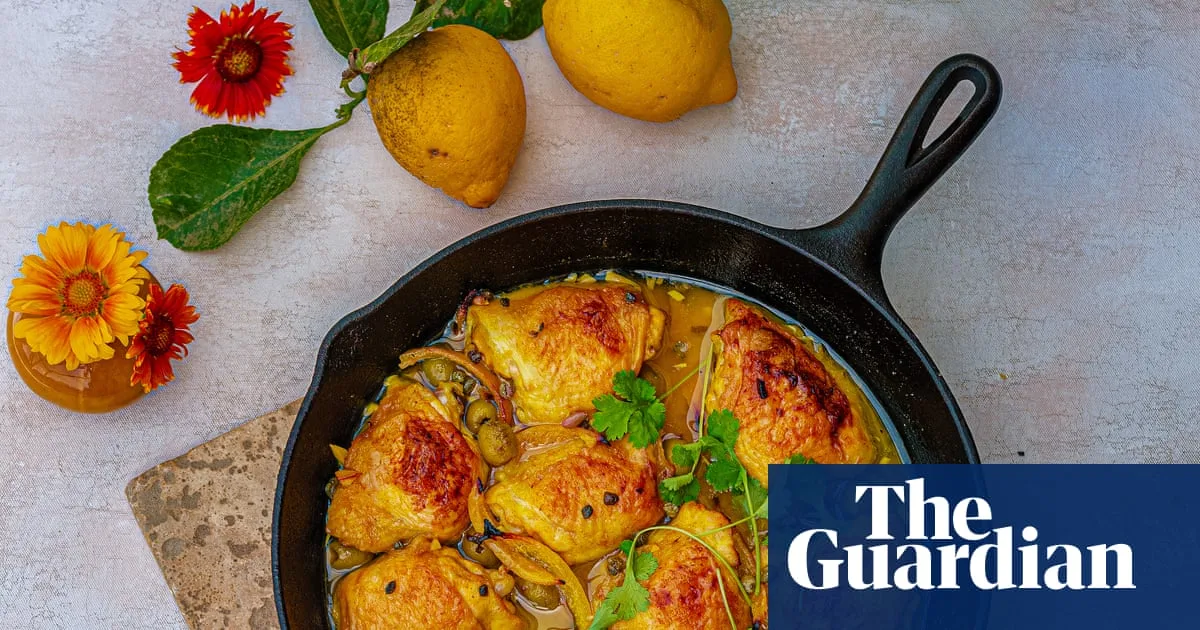 Spring’s Mediterranean Feast: Chicken Tray Bake and More