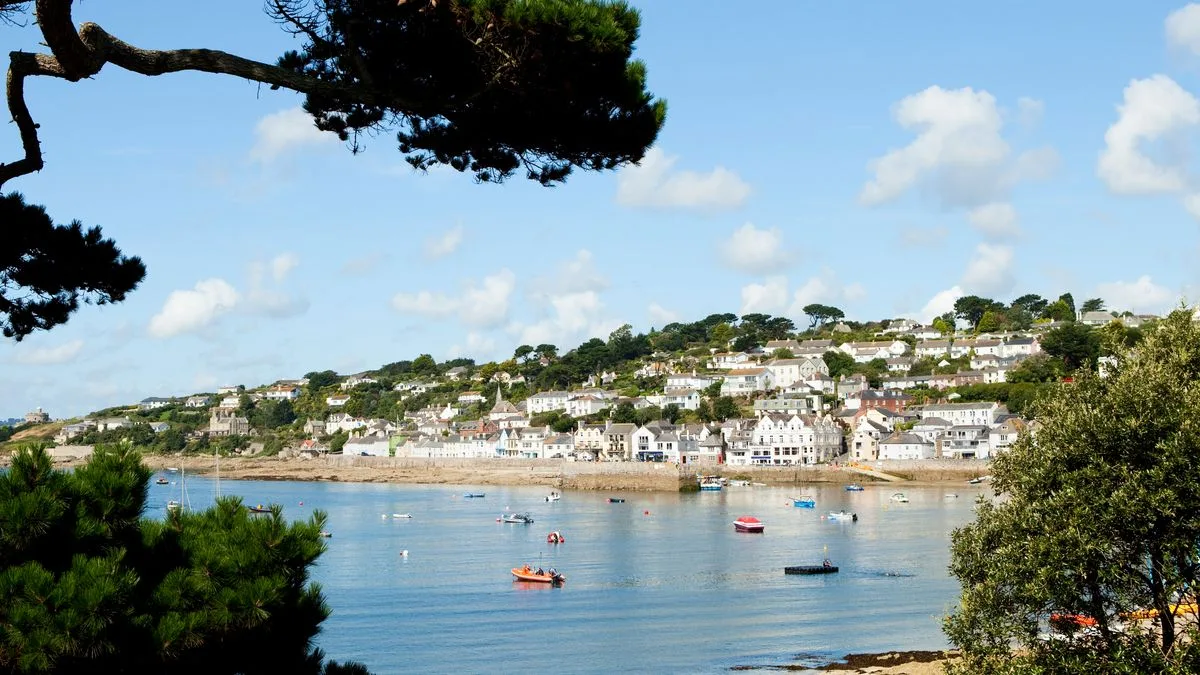St Mawes: Cornwall's Royal Seaside Haven with Subtropical Climate