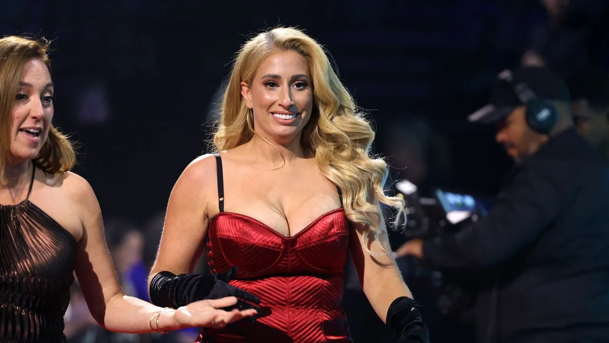 Stacey Solomon's £20 Primark Gingham Dress Is a 'Flattering' Spring Hit