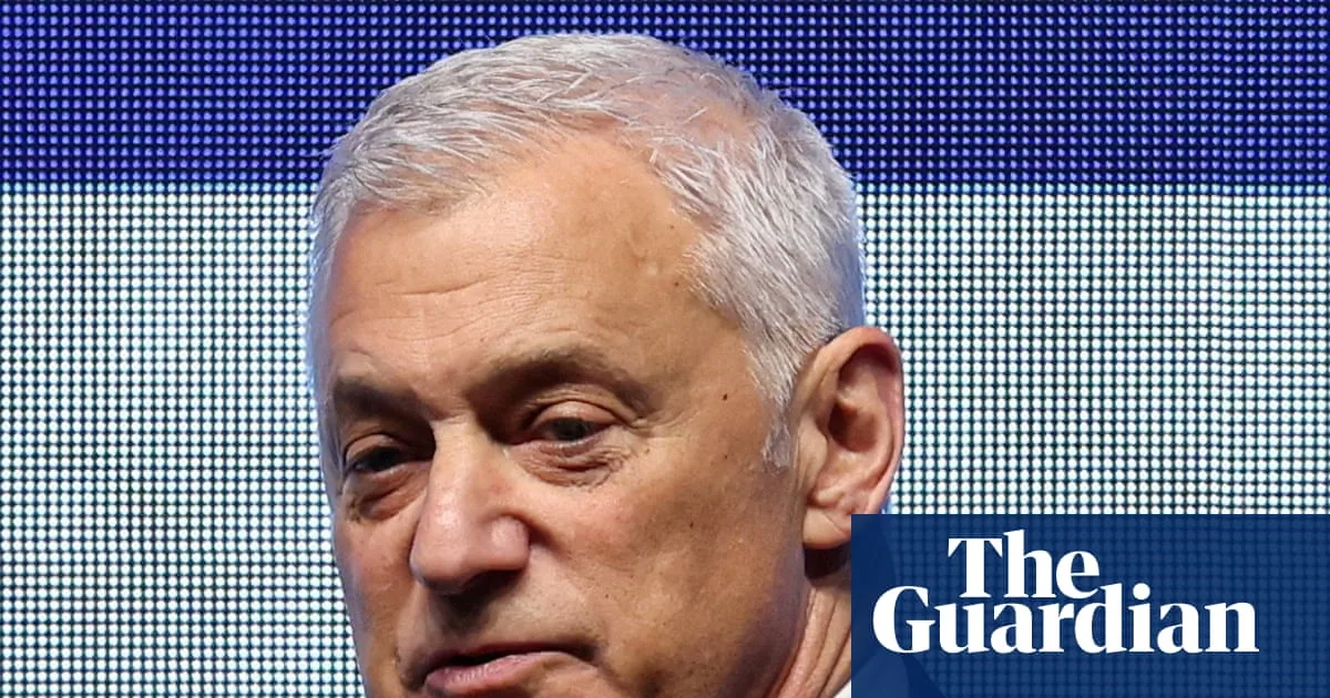 Standard Chartered CEO Apologises for 'Lower-Value Human Capital' Remark Amid AI Job Cuts