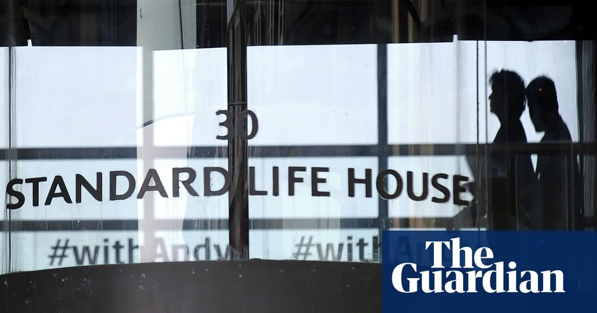 Standard Life Buys Aegon UK in £2bn Pension Deal